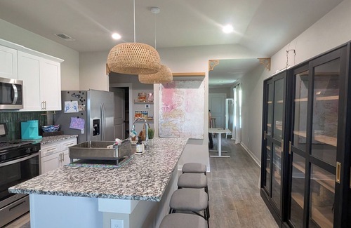 Lubbock Casa | Spacious 3-bedroom house in a quiet South Lubbock neighborhood