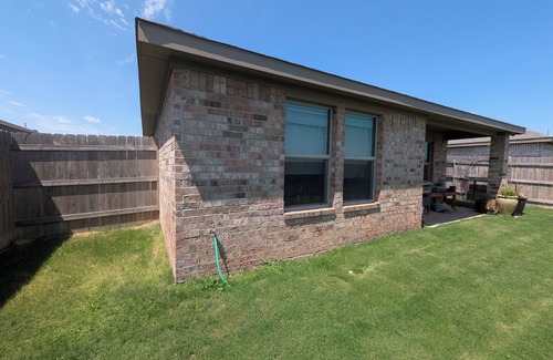 Lubbock Casa | Spacious 3-bedroom house in a quiet South Lubbock neighborhood