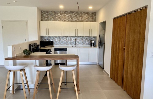 Barrio Santa Lucía Condominio | Amplio 3 dormitorios con vista al mar + piscina