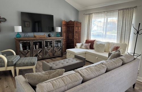 Lake Forest Casa | Spacious 3 Bedroom Lake Forest home close to all Attractions in Southern CA.