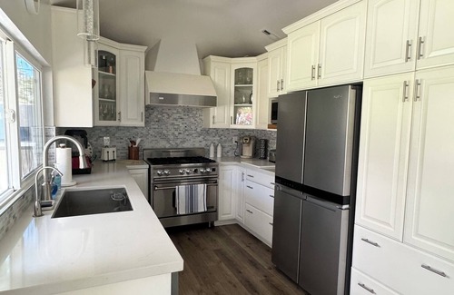 Lake Forest Casa | Spacious 3 Bedroom Lake Forest home close to all Attractions in Southern CA.