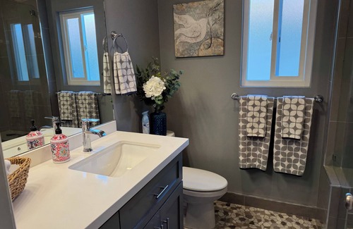 Lake Forest Casa | Spacious 3 Bedroom Lake Forest home close to all Attractions in Southern CA.