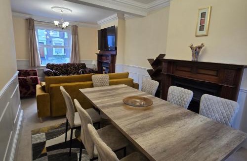 New Cross Apartamento | Spacious 3 Double Bedroom Property in South East London