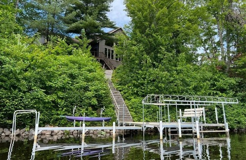 Mountain Cabina | Spacious 3 story lakefront cottage on Chute pond (lake)