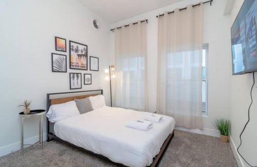 Near South Side Apartamento | Spacious 3BR 420 Friendly Apartment Near McCormick Place, Lakefront and Soldier Field