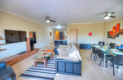 Qala Apartamento | Spacious 3BR Apt, perfect for Families & Friends!