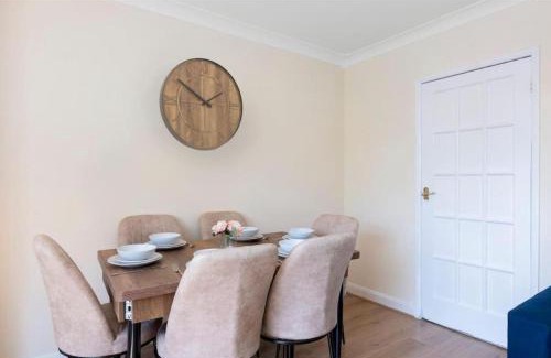 Turkey Street Apartamento | Spacious 3BR Free Parking Enfield North London