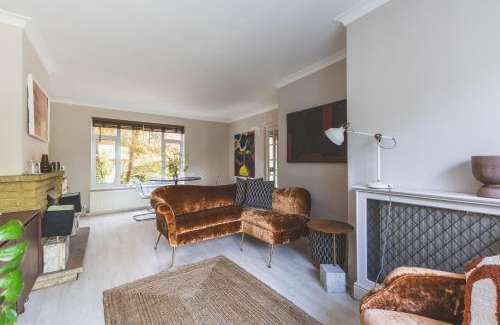 Richmond-upon-Thames Casa | Spacious 3BR Home Huge Garden Free Parking