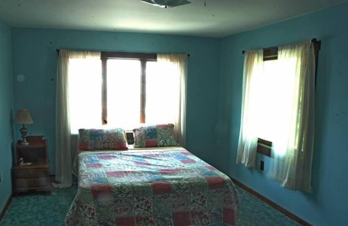 Saratoga Springs Casa | Amplia casa de 4 dormitorios frente al mar