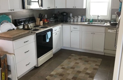 South Beach Haven Casa | Spacious 4-bedroom 2.5 bath oceanfront home on Long Beach Island with WiFi, AC