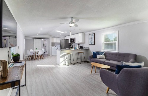 Polk City Casa | Spacious 4-bedroom house in fantastic Polk City with WiFi