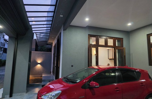 Kaduwela Casa | Spacious 4-bedroom house in peaceful Malabe with Roof Terrace
