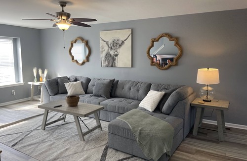 Middletown Casa | Spacious 4 Bedroom Townhouse