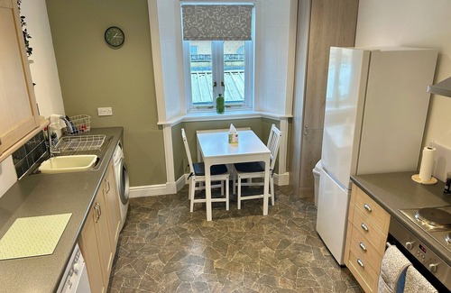 Cupar Casa | Spacious 4 bedroom townhouse with traditional features and private courtyard