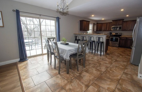 St. Robert Casa | Spacious 4-Bedroom Home Near Fort Leonard Wood with Fenced Backyard