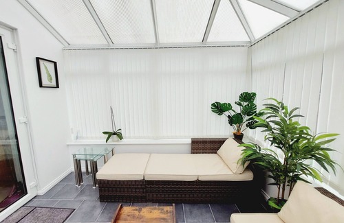 Newcastle-upon-Tyne Casa | Spacious 4bed House+free Parking+wifi+10 min to Newcastle International Airport