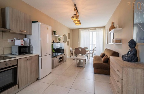 Pieta Apartamento | Spacious 4BR/4BATH w/AC, Balcony, WIFI & Terrace!