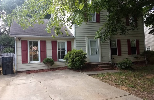 Matthews Casa | Spacious 4BR Matthews Home - Pet-Friendly – Budget-Friendly Stay Near Charlotte!