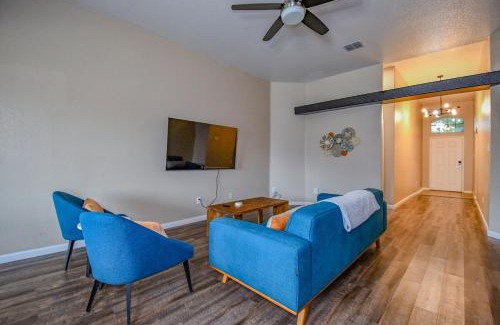 Roanoke Casa | Spacious 4BR w Central Location, High Ceilings