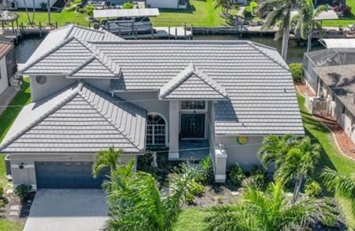 Pelican Casa | Spacious 5-bdrm house in delightful Cape Coral located on the Gulf of America