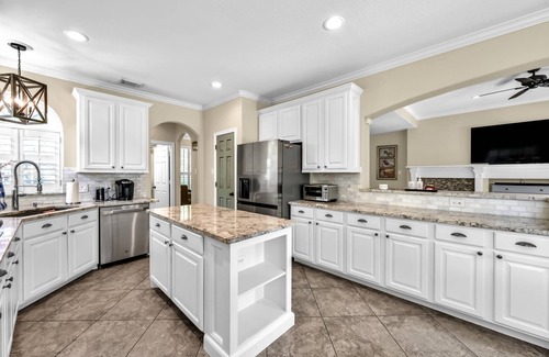 Alden Bridge Casa | Spacious 5-Bed Home with Private Pool, Hot Tub, Game Room & Outdoor Oasis in a Prime Location!