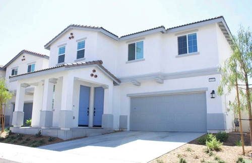 Moreno Valley Casa | Spacious 5-Bedroom Home with Private Yard in Prime Moreno Valley Location #41535