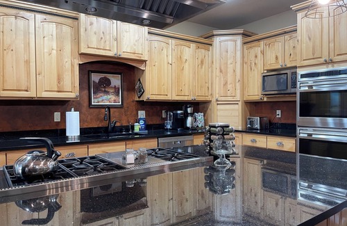 Bozeman Casa | Spacious 5-bedroom house in beautiful Belgrade with WiFi
