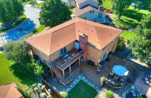 Ames Casa | Spacious 5-bedroom house in enchanting Ames with Wi-Fi, Close to the Action!!