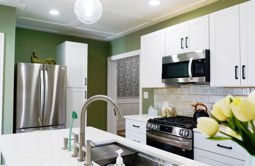 Shelbyville Casa | Spacious 5-bedroom Home Centrally Located-Sleeps 14!