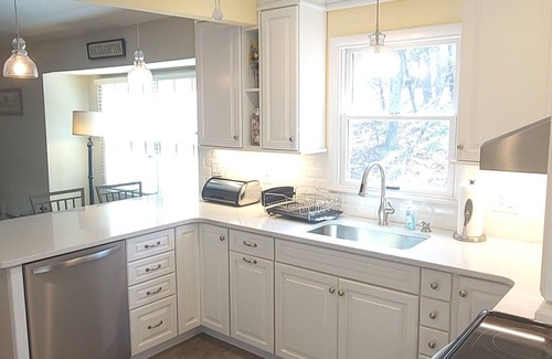 Southampton Casa | Spacious 5-bedroom house in Southampton. Location! Location! Location! Private