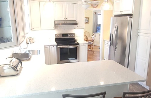 Southampton Casa | Spacious 5-bedroom house in Southampton. Location! Location! Location! Private