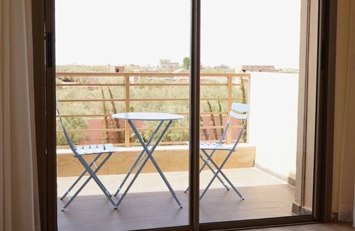 Souihla Villa | Spacious 5-bedroom villa in enchanting Marrakech with AC