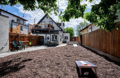 West Colfax Casa | Spacious 5br Near Sloans Lake W Rooftop Patio