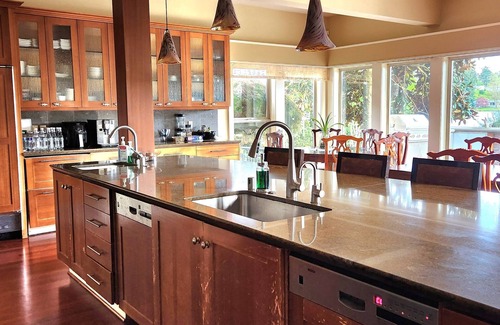 Picnic Point-North Lynnwood Casa | Spacious 6-bedroom Luxury House with Lake Access Lynnwood, Washington