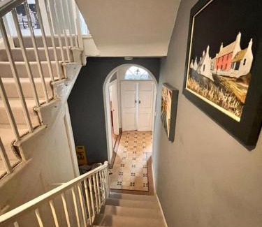 Milford Haven Casa | Spacious 6 bedroom retreat in Milford Haven