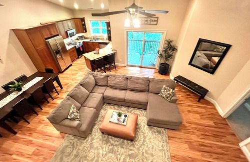 Arden Casa | Casa de pueblo de lujo cerca de todo Asheville!