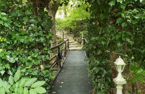 Villepinte Casa | Spacious 8-bedroom country house in Villepinte with private pool and parking