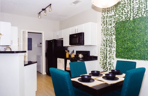 Oak Cliff Apartamento | Spacious and centrally located