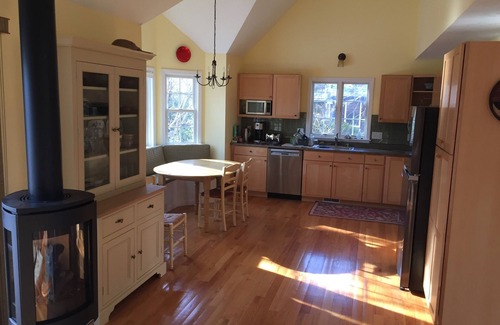 Woods Hole Casa | Spacious and Modern Woods Hole Retreat