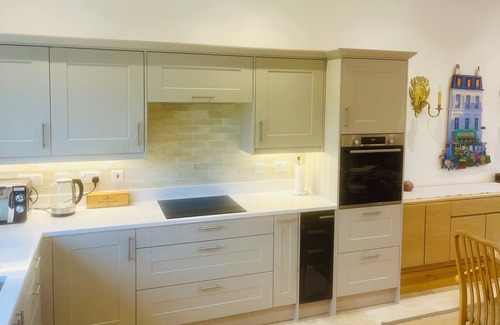 Sawston Apartamento | Spacious and Peaceful Annex, perfect for a couple or family with fireplace.