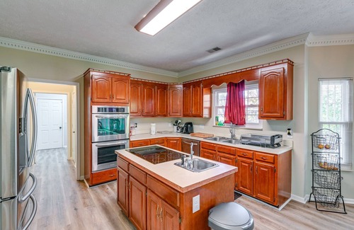 Antioch Casa | Spacious Antioch Home: 15 Mi to Downtown Nashville