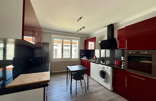 Saint-Jean-de-Monts Apartamento | Spacious apartment in central Saint-Jean-de-Monts near beach