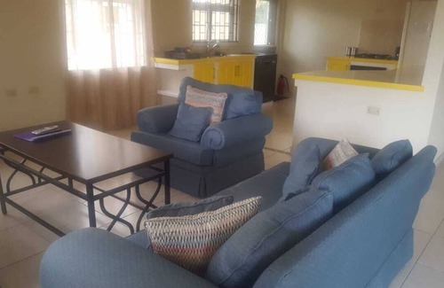 Blue Waters Apartamento | Spacious apartment & lovely pool 5mins walk to beach. 5* TripAdvisor 50 reviews
