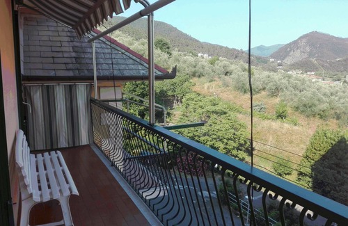 Casarza Ligure Apartamento | Amplio apartamento cerca de Sestri Levante