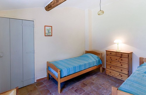 Aimargues Apartamento | Amplio Apartamento en Aimargues con Jardín