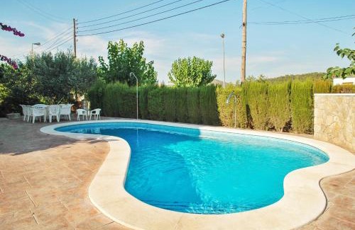 Canyelles Apartamento | Spacious Apartment in Canyelles with Private Pool