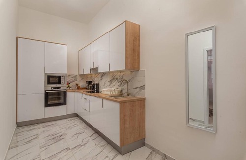 Lagymanyos Apartamento | Spacious apartment near the Danube and Rudas Bath