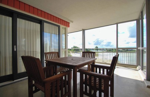 Makkum Apartamento | Luxurious apartment for 4 persons right at the IJsselmeer