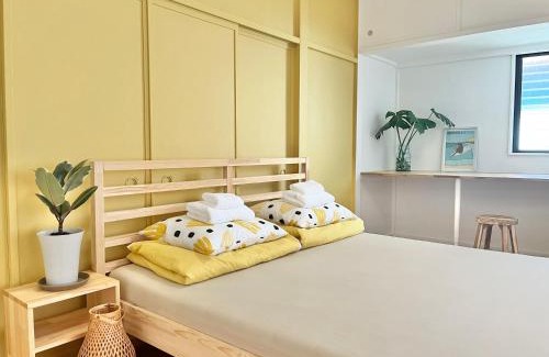Kakisaki Casa | Spacious Beach Home 350m to Sotoura Beach