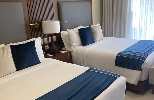Cabo Bello Complejo | Spacious beachfront resort suites in Los Cabos, Mexico - all inclusive available